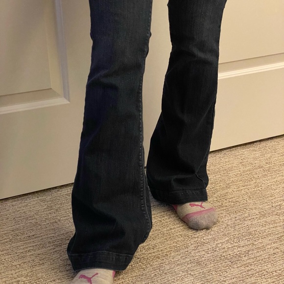 Design Lab Flared Jeans - Picture 4 of 7